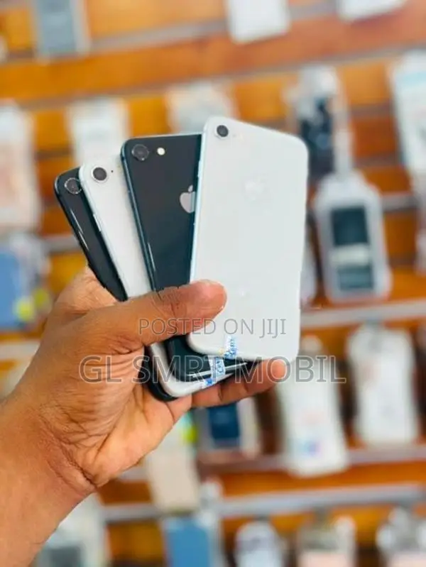 Apple iPhone 8 64GB (Used)