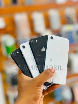 Apple iPhone 8 64GB (Used)