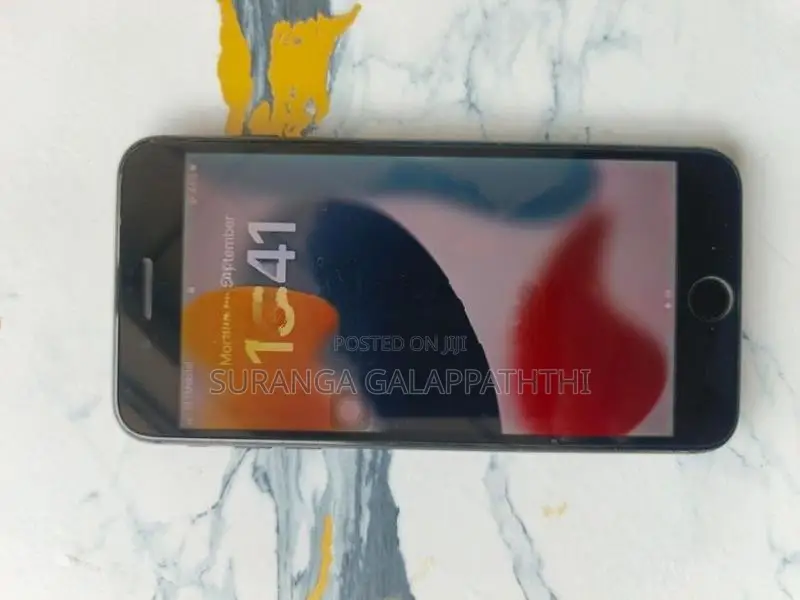 Apple iPhone 8 Plus (Used)