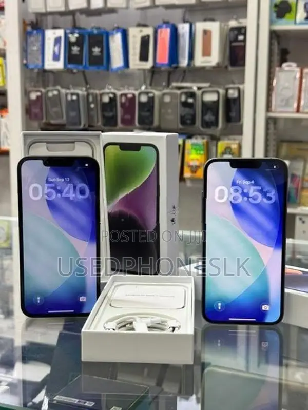 Apple iPhone 14 256GB (Used)