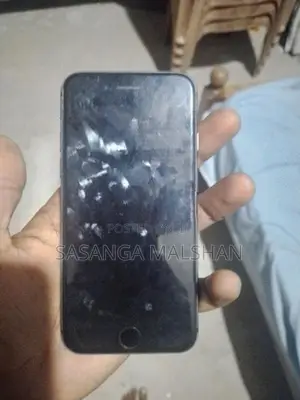 Apple iPhone 8 (Used)