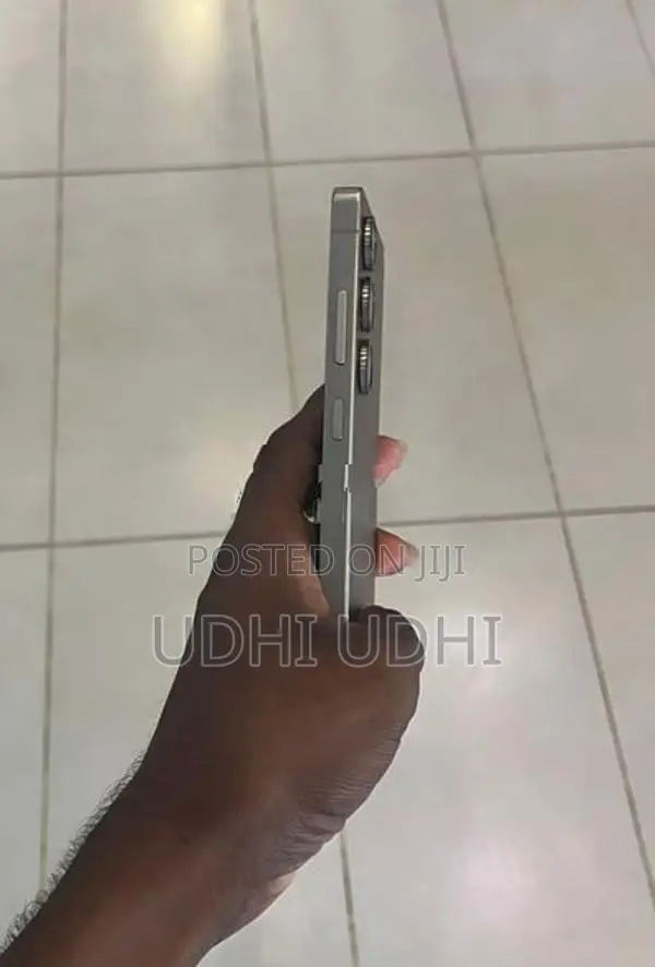 Samsung Galaxy S25 Ultra (Used)