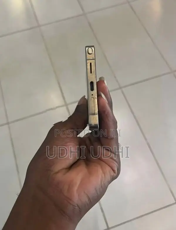 Samsung Galaxy S25 Ultra (Used)