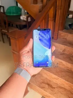 Apple iPhone 11 Pro Max (Used)