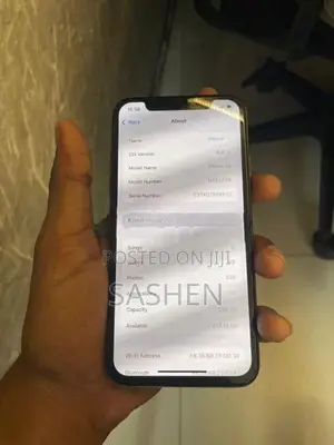 Apple iPhone XS (Used)