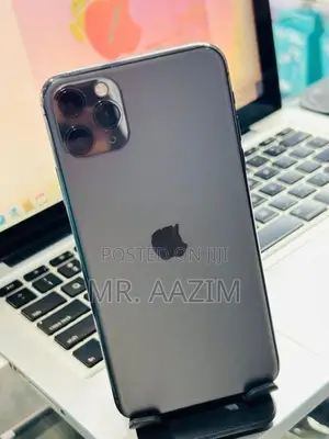 Apple iPhone 11 Pro Max (Used)