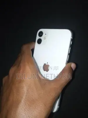 Apple iPhone 11 (Used)
