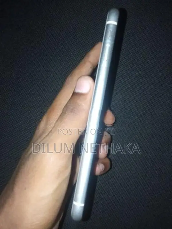 Apple iPhone 11 (Used)
