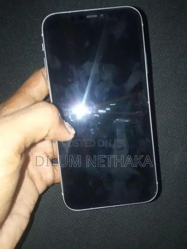 Apple iPhone 11 (Used)