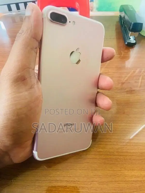 Apple iPhone 7 Plus (Used)
