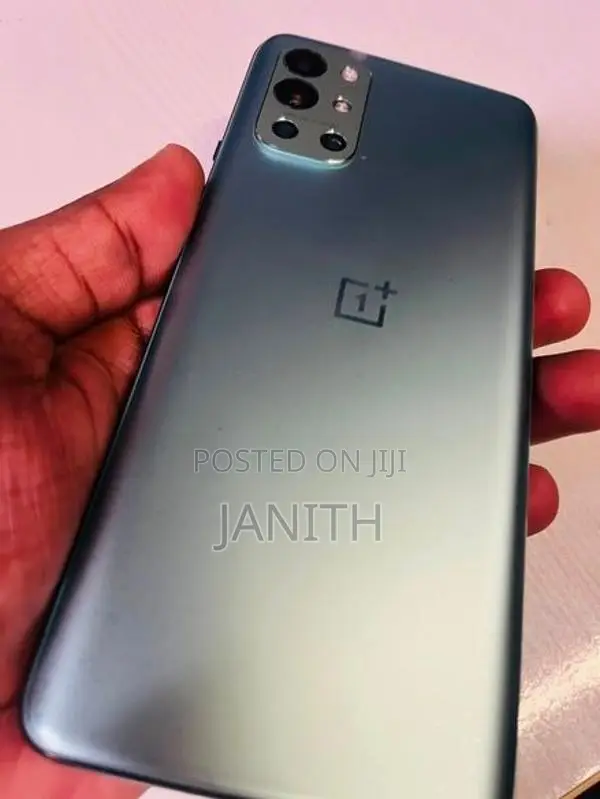 OnePlus 9R (Used)