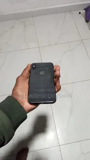 Apple iPhone X (Used)