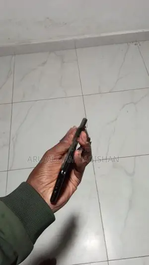 Apple iPhone X (Used)