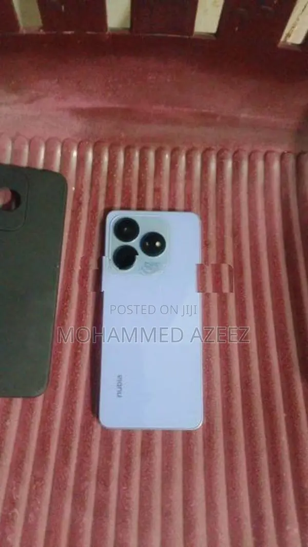 ZTE Nubia V60 (Used)