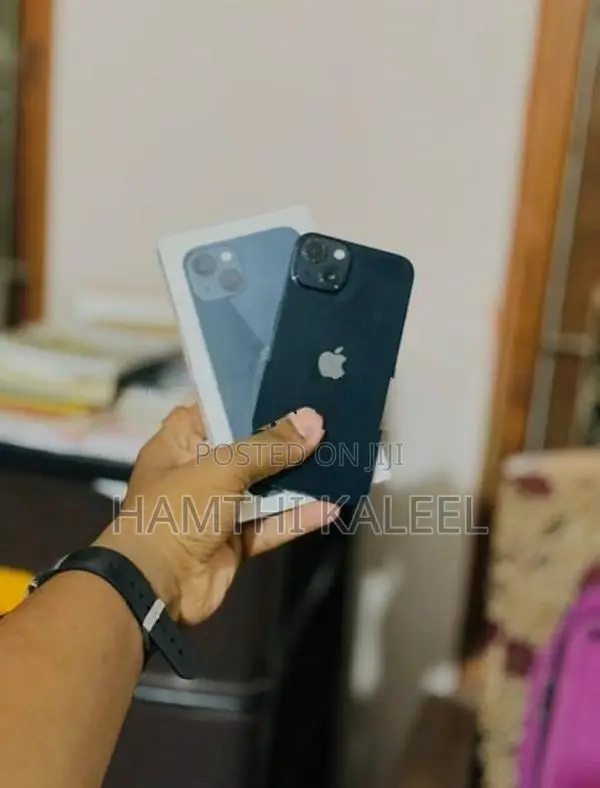 Apple iPhone 13 (Used)