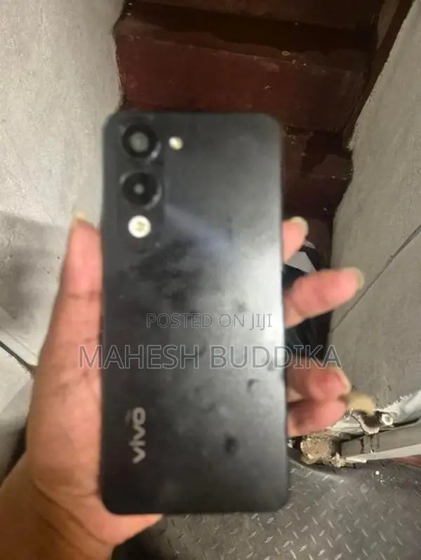 Vivo Y04 (Used)