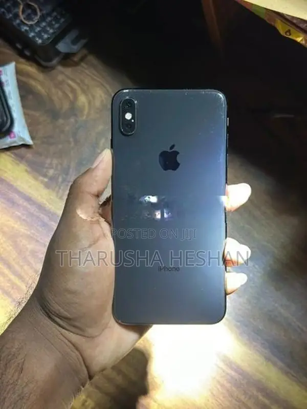 Apple iPhone XS Max (Used)