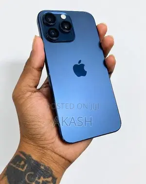 Apple iPhone 15 Pro Max 256GB (Used)