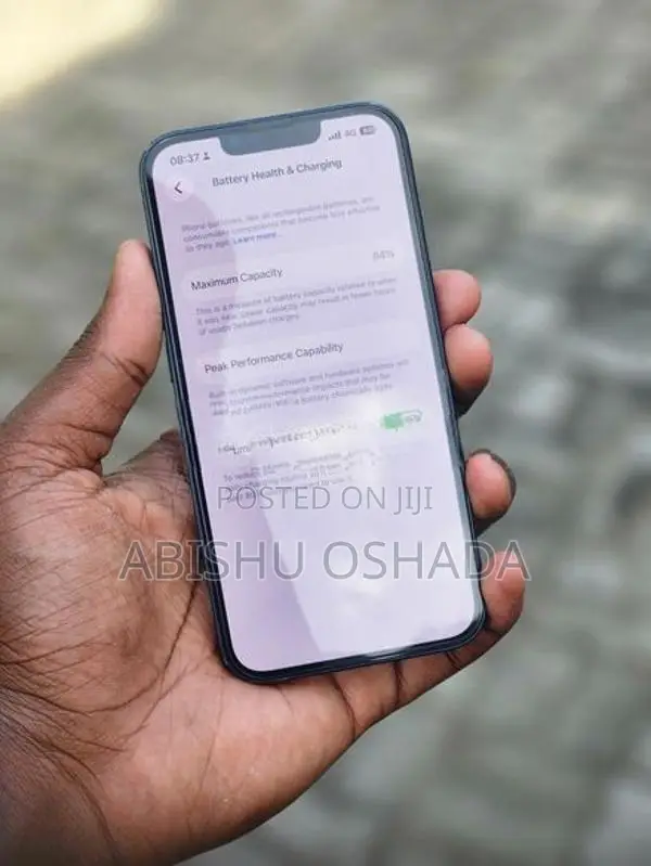 Apple iPhone 13 (Used)