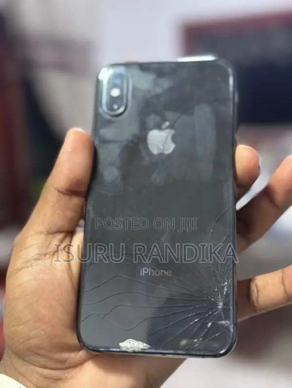 Apple iPhone XS (Used)