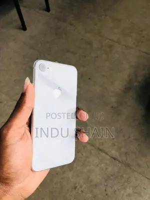Apple iPhone 8 (Used)