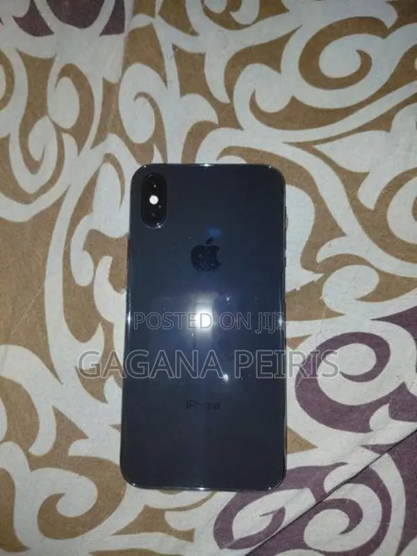 Apple iPhone XS (Used)