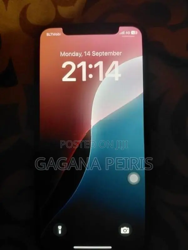 Apple iPhone XS (Used)