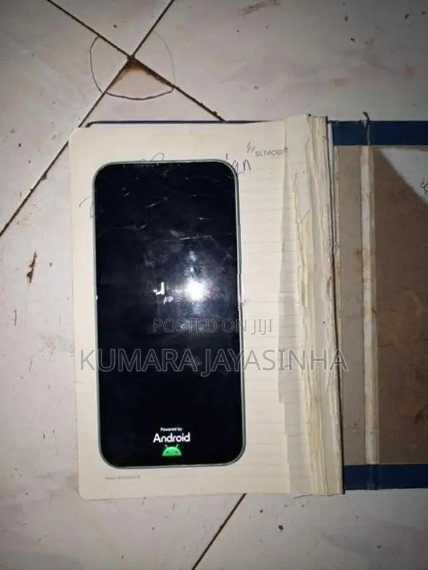 ZTE nubia V8 (Used)