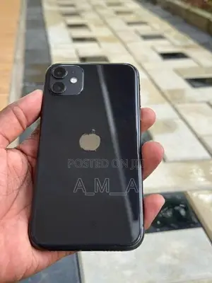 Apple iPhone 11 256GB (Used)