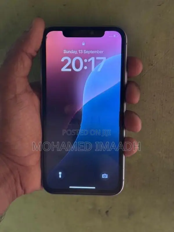 Apple iPhone 11 (Used)
