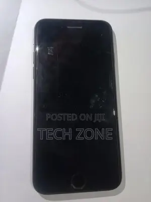 Apple iPhone SE 2 128GB (Used)