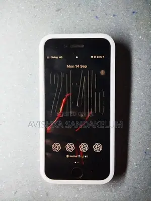 Apple iPhone SE 2 (Used)
