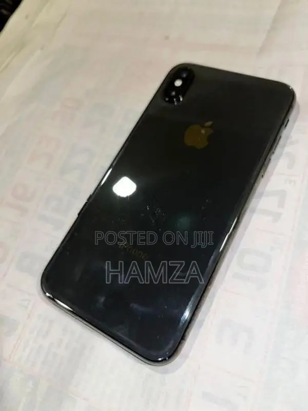 Apple iPhone X (Used)