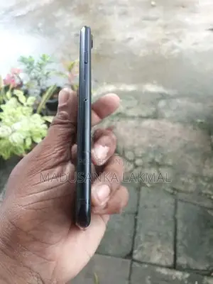 Apple iPhone 7 (Used)