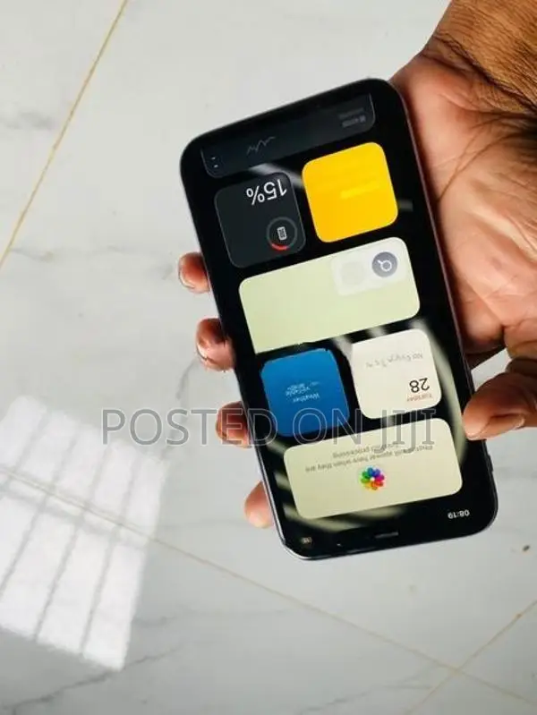 Apple iPhone 11 (Used)