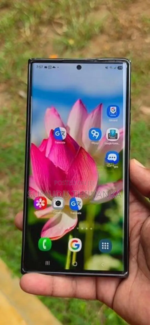 Samsung Galaxy S22 (Used)
