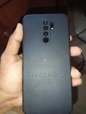 Xiaomi Mi 9 4GB 64GB (Used)