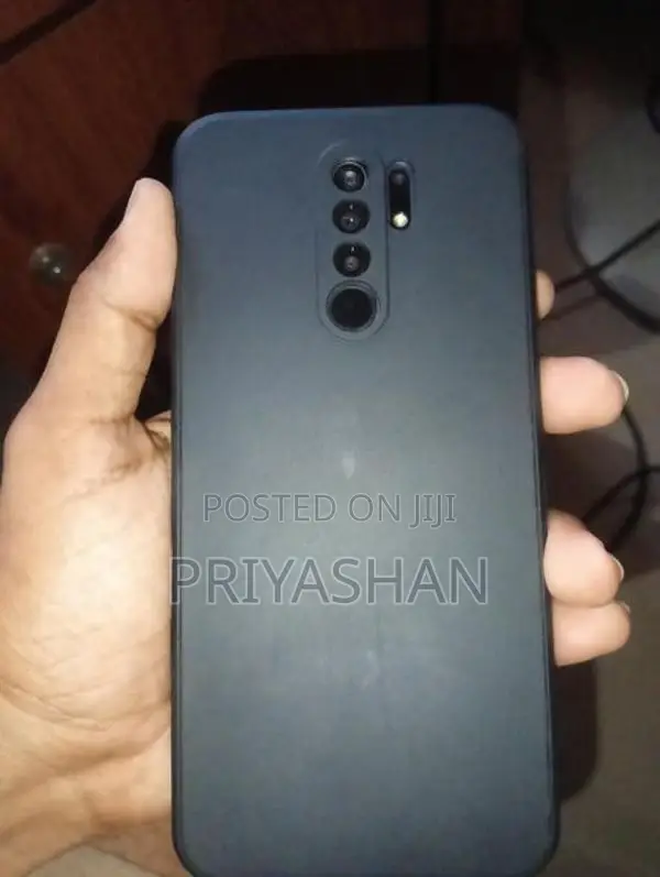 Xiaomi Mi 9 4GB 64GB (Used)
