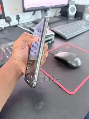 Apple iPhone 11 (Used)