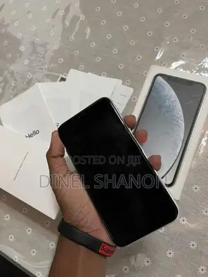 Apple iPhone XR (Used)