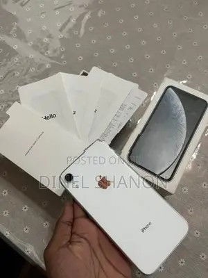 Apple iPhone XR (Used)