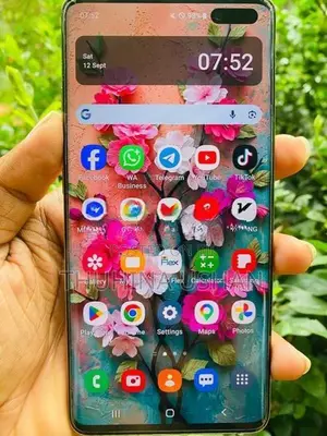 Samsung Galaxy S10 (Used)