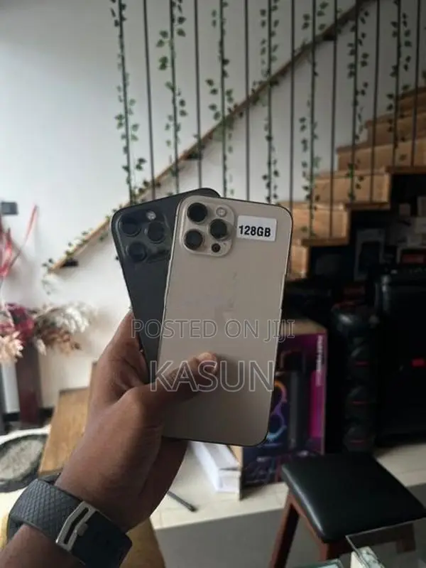 Apple iPhone 12 Pro Max 128GB (Used)