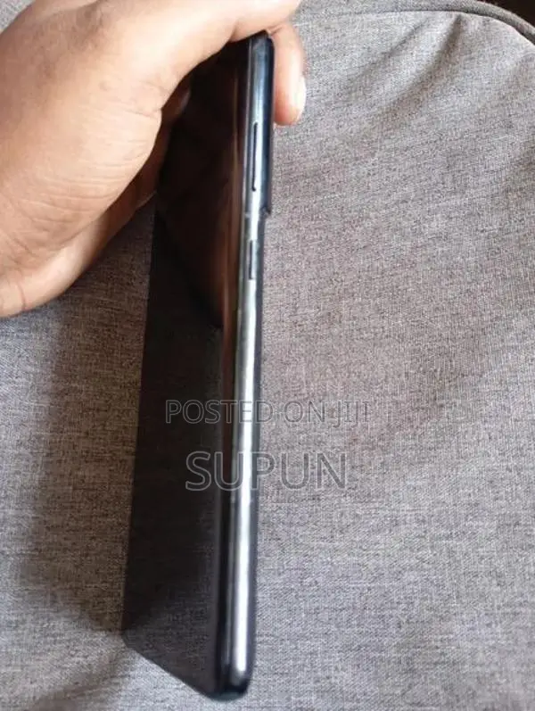 Samsung Galaxy S21 Ultra (Used)