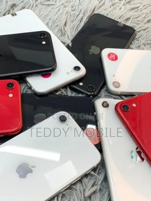 Apple iPhone SE 2 (Used)