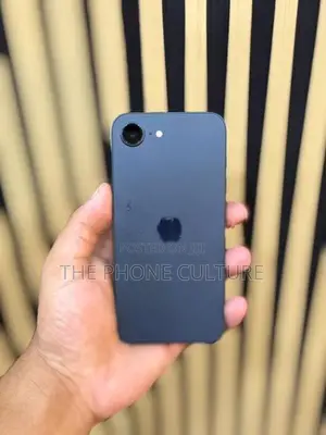 Apple iPhone 17e 256GB (Used)