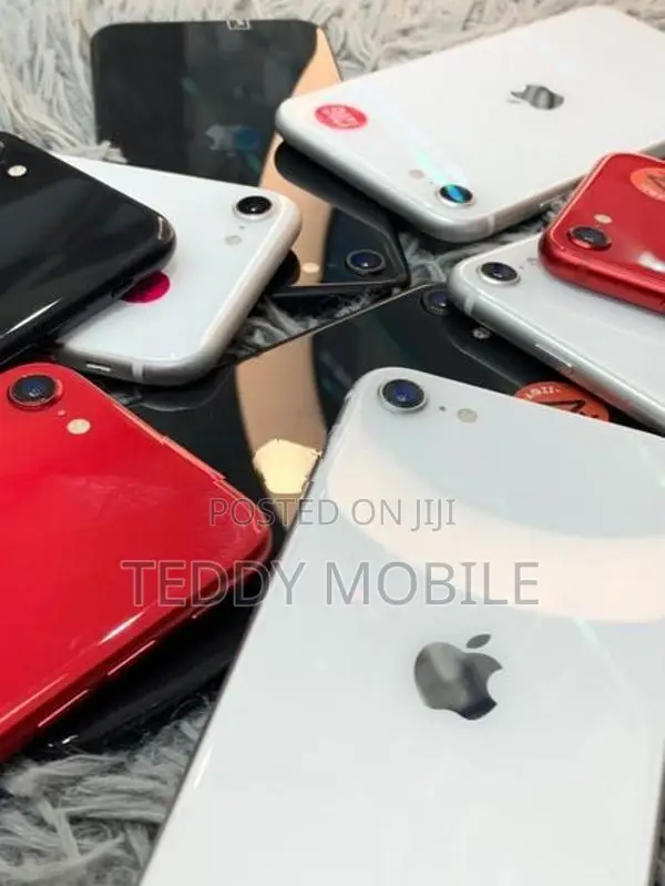 Apple iPhone SE 2 (Used)