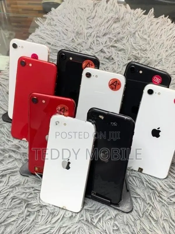 Apple iPhone SE 2 (Used)