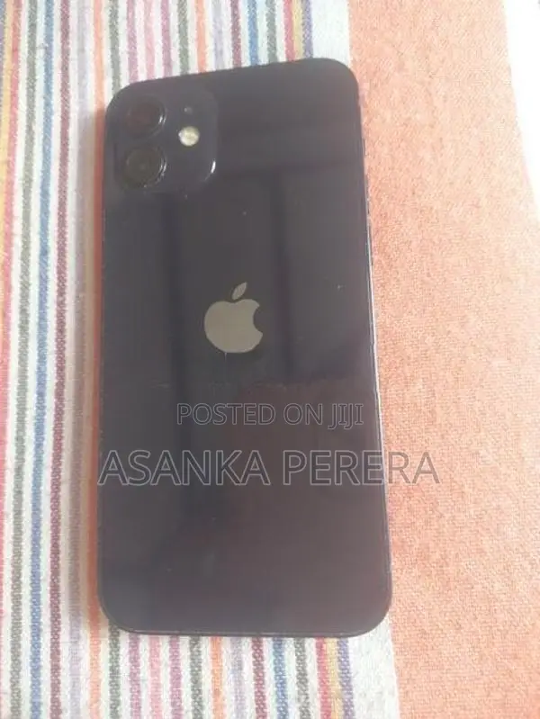 Apple iPhone 12 (Used)