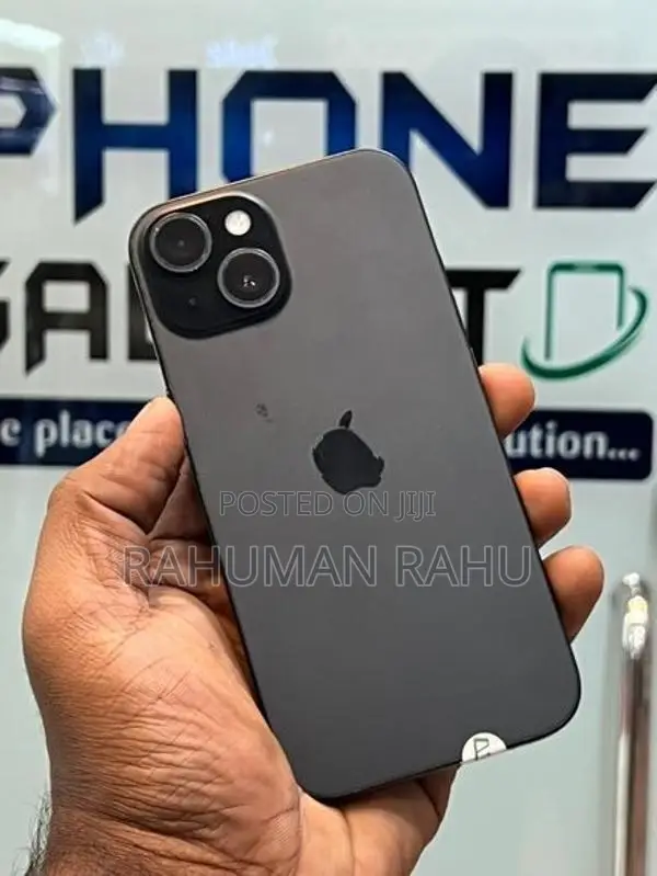Apple iPhone 15 128GB (Used)